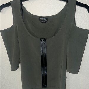 Bebe Women's Olive Green Cold Shoulder Top